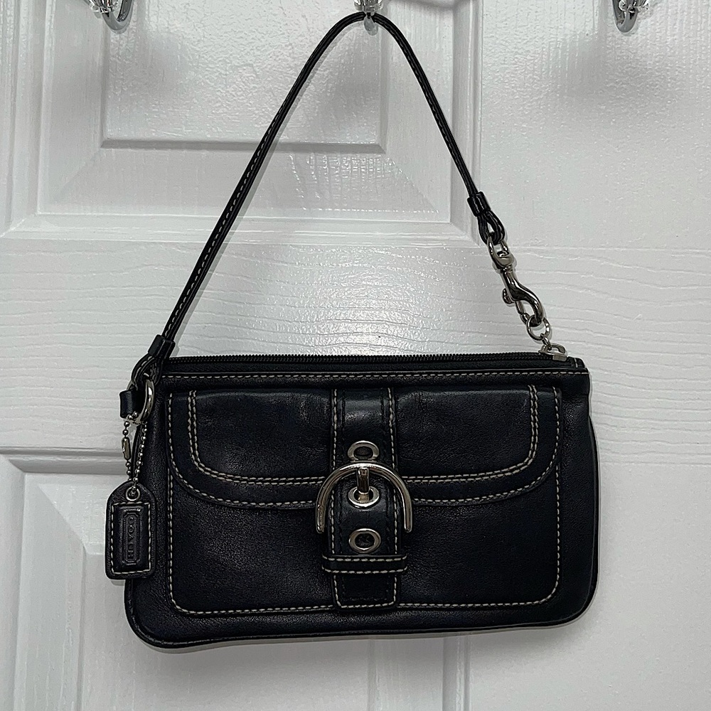 Coach Black Leather Wristlet Purse Wallet